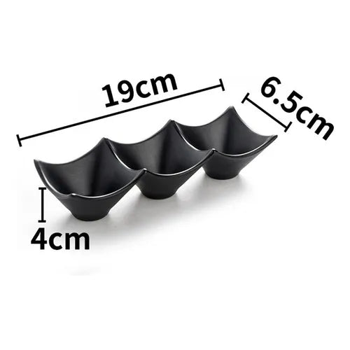 3-Grid Japanese Dip Sauce Tray – Multi-Section Condiment Dish for Dips & Sushi