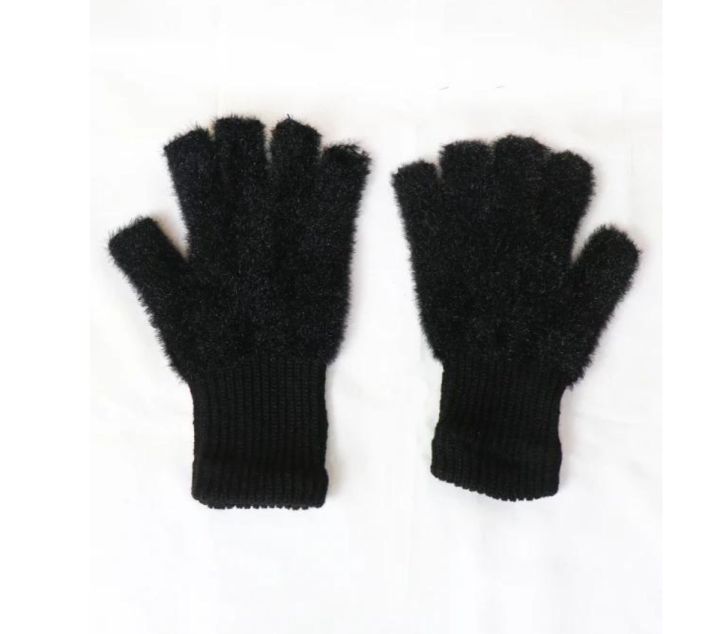 Girls Soft Plush Half-Finger Gloves – Warm Fuzzy Fingerless Winter Gloves